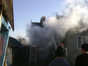 incendiu.acoperis.casa