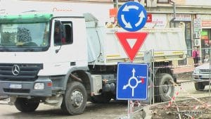 camion lucrari centrul sucevei