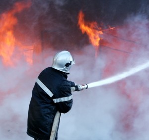 incendiu noaptea