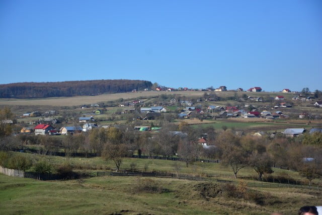 ilisesti peisaj natura toamna vreme case sat (4)