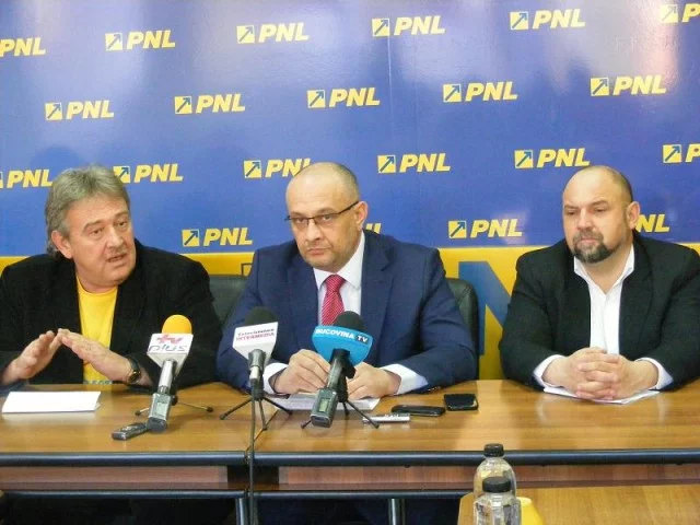 popoiu si baisanu