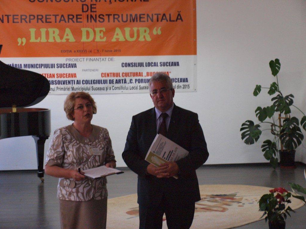 Lira de aur (7)