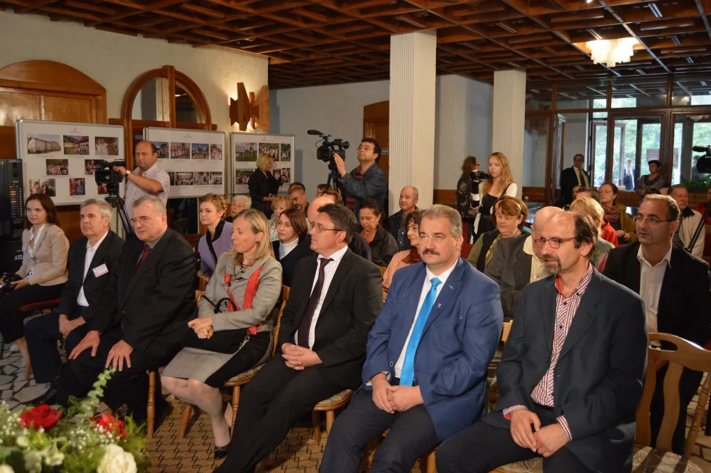 lansare de carte „Românii în goana după happy-end” (2)