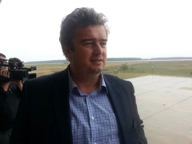 nechifor la aeroport
