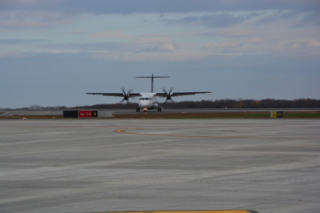 aeroport avion tarom (21)