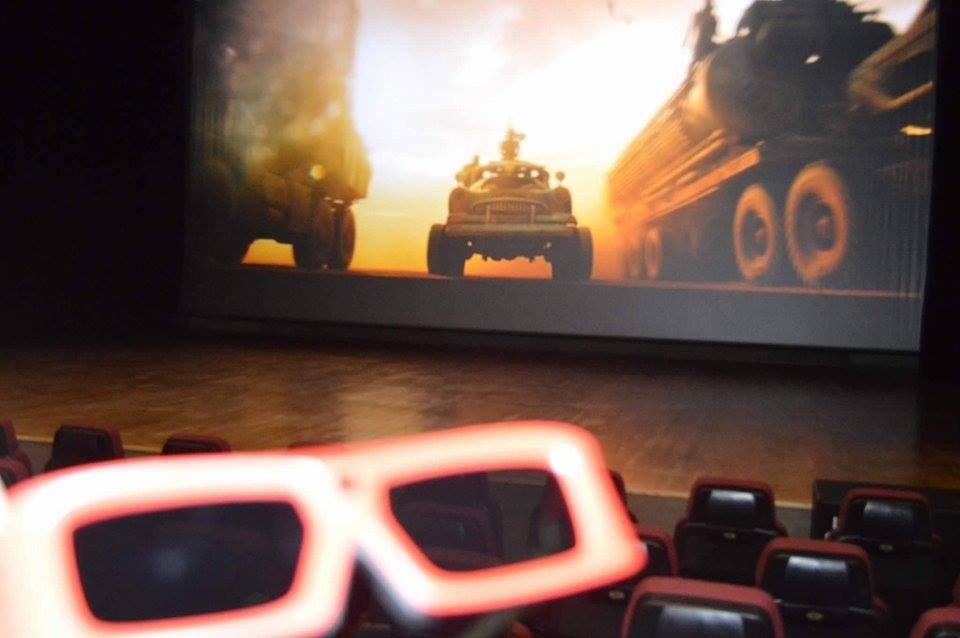 ochelari 3D cinema modern