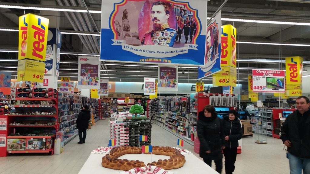 hypermarket real dansatori populara (7)