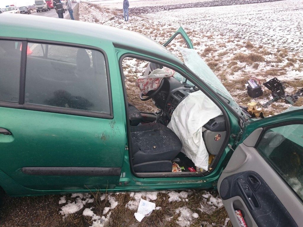 accident camion autoturism dn2 (3)