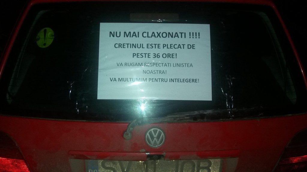 Auto blocat afis