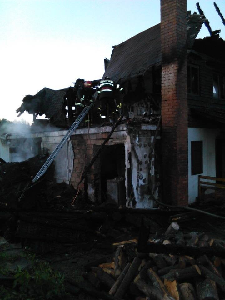 incendiu cabană