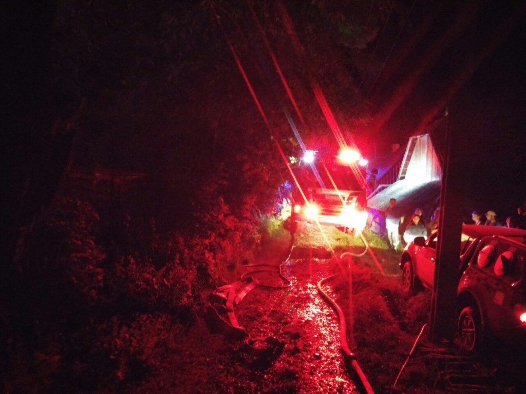 incendiu Dragoiesti noaptea, pompieri (50)