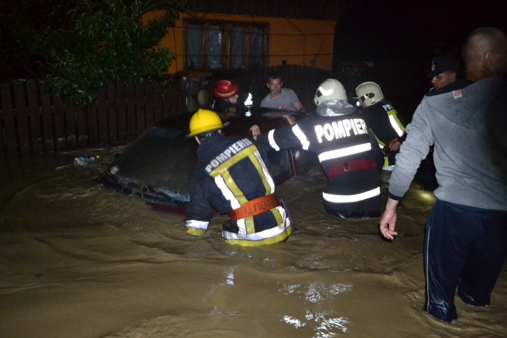 inundatii interventie isu pompieri (11)