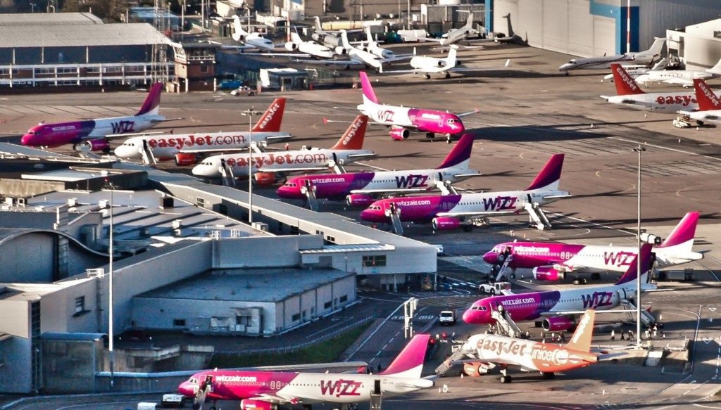 Wizzair at LTN 013-HDR_version_1