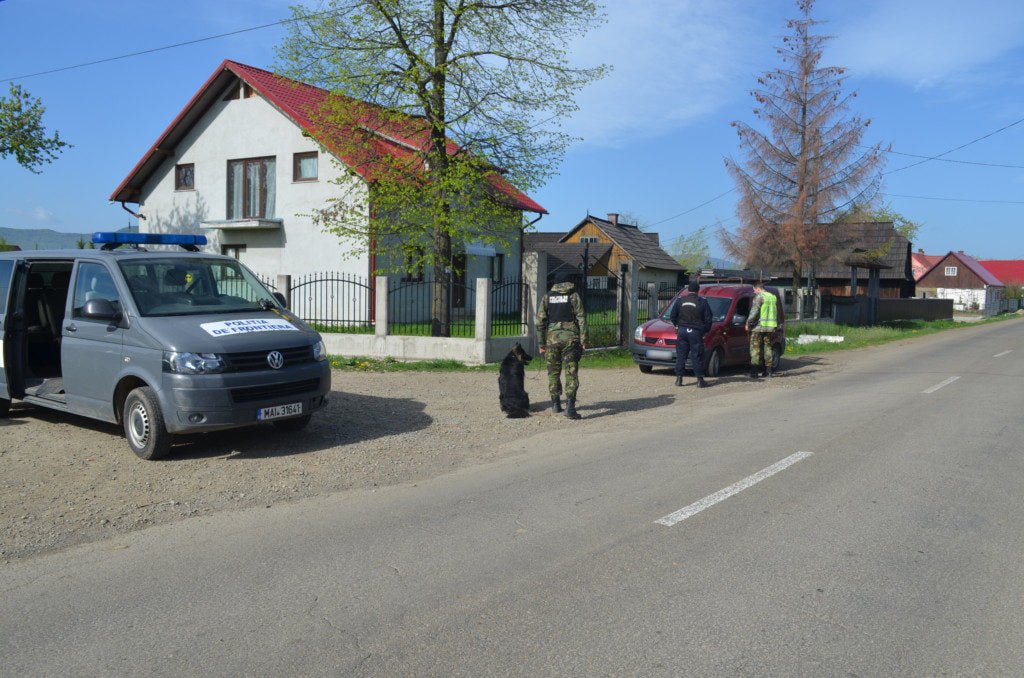 jandarmi-frontiera-elicopter-3