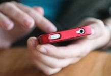 Fata de 12 ani dată dispărută, a plecată de acasă pentru că a fost pedepsită cu confiscarea telefonului mobil. Ea a fost găsită în siguranță în zona de agrement a râului Suceava