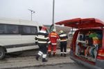 accident Patrauti, SMURD, descarcerare, ambulante, microbuz (3)