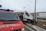 accident Patrauti, SMURD, descarcerare, ambulante, microbuz (4)