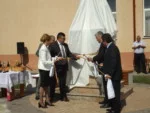 sfintire bust Stefan cel Mare la Liceul Cajvana (4)