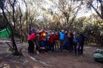 Ioana Hriscu Poienaru si echipa_Kilimanjaro_foto.