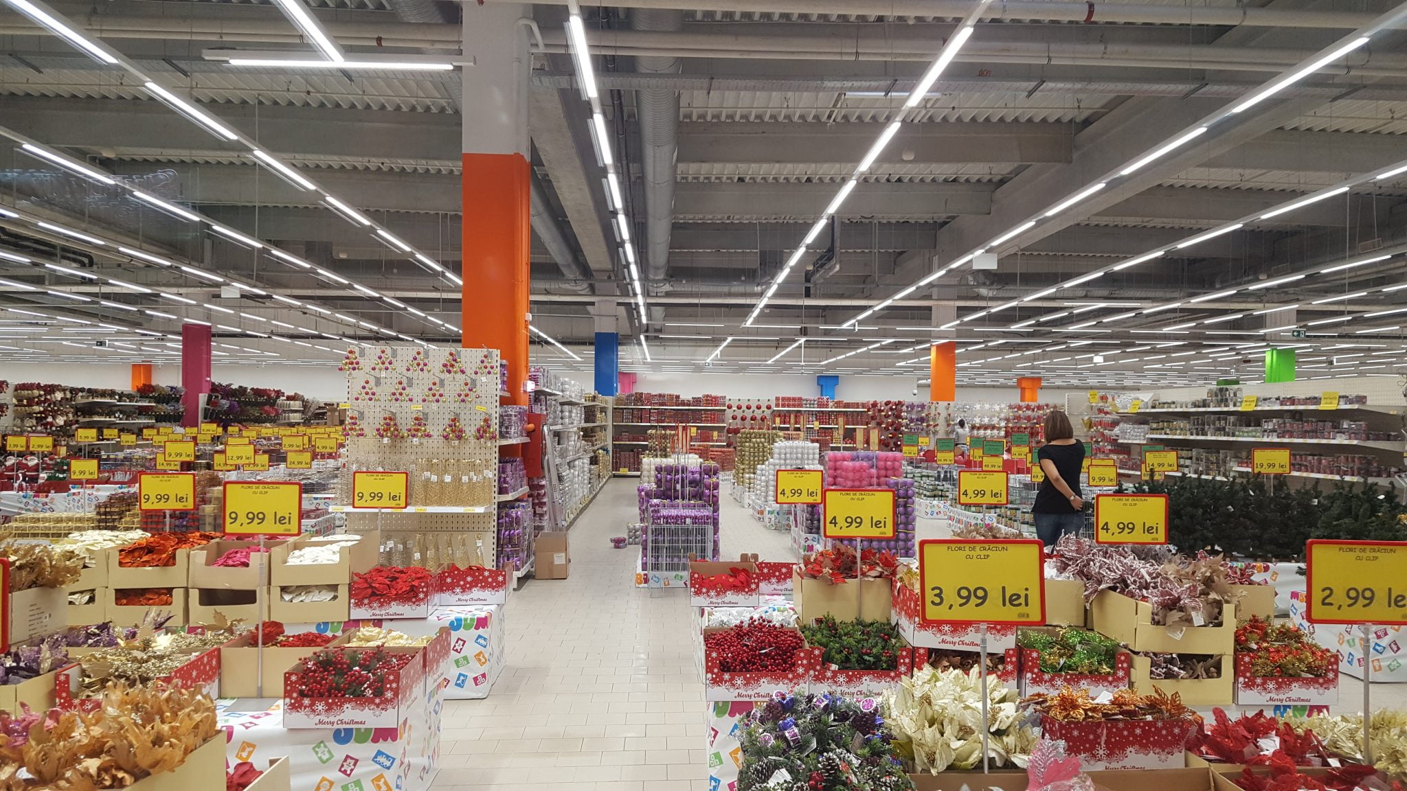 Hypermarket-ul de și decorațiuni Jumbo se la Suceava
