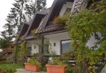 De la profit la supraviețuire: hotelierii de la munte resimt scăderea bugetelor de vacanță