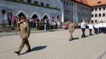 Defilarea-este-deschisă-de-colonel-doctor-Romeo-Aurelian-Popovici-comandantul-Colegiului-Naţional-Militar-„Ştefan-cel-Mare”-şi-locotenent-colonel-Adrian-Dumitrescu.-2