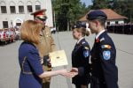 Premierea-elevei-sergent-major-Bianca-Curic-și-a-elevului-sergent-major-Mihai-Iurea-pentru-excelență-în-pregătirea-militară-și-pentru-păstrarea-tradițiilor-colegiului