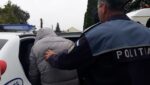 poliție reținere
