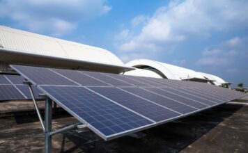 AEI: 70% din consumul de energie electrică acoperit de fotovoltaice la prânz. Performanță tehnică remarcabilă, dar mai scumpă pentru consumatori