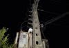 Tragedie la Grămești: Tânăr de 23 de ani s-a electrocutat și a căzut de pe un stâlp. A murit în ciuda eforturilor de resuscitare