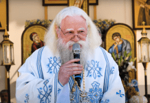 IPS Calinic a alcătuit un Decalog al virtuților Sfântului Ioan Iacob Hozevitul: Fă în inima ta o pustie asemenea Hozevei, ca, în toate împrejurările vieții, înstrăinându-te de cele trecătoare, să aduci slavă Preasfintei Treimi.