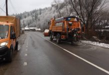 Drumarii se pregătesc de iarna 2026–2027: peste 580 de kilometri de drumuri naționale și 894 de kilometri de drumuri județene prioritare, cu mii de tone de sare și zeci de utilaje