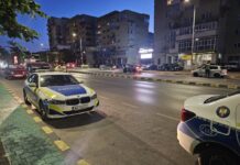 O șoferiță de Audi fără permis la un pas să intre în mașina poliției în Suceava