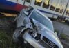 Șoferul rănit după ce mașina a fost lovită de tren nu s-a asigurat la trecerea căii ferate