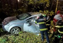 Accident rutier pe Calea Unirii din Suceava: Tânăr rănit după ce a intrat în derapaj și a ieșit în afara drumului
