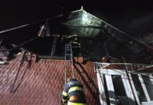 Incendiu în Hurjuieni: Cabinet stomatologic și locuință afectate