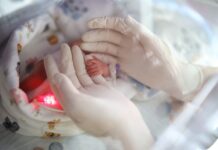 România are o rată a mortalității infantile mult peste media UE, în rural atingând chiar dublul mediei din Uniune-Salvați Copiii anunță programul pilot de monitorizare după externare pentru copiii născuți prematur