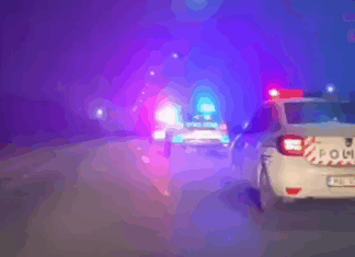 Tânăr de 19 ani, prins beat la volan după ce a băgat Golf-ul în șanț și a încercat să se ascundă în cimitir