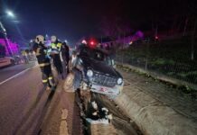 Accident cu doi răniți în Sucevița după ce șoferul unui Chevrolet a virat stânga fără asigurare și a fost lovit de un Jeep în depășire