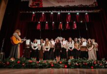 „Crăciunul – sărbătoarea bucuriei”: Spectacol caritabil de excepție la Casa de Cultură Rădăuți, organizat de Colegiul „Eudoxiu Hurmuzachi”