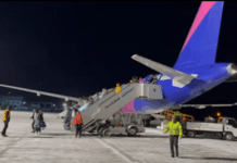 Aeroportul Suceava a operat în siguranță în condiții de ninsoare și vânt puternic: Pistă deszăpezită continuu