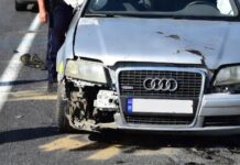 Accident rutier provocat de un minor beat la volan în Pojorâta: Mașină răsturnată, conducător reținut
