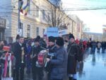 obiceiuri traditii plugusor anul nou parada (78)