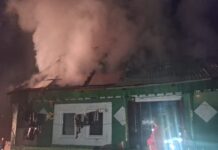 Casă din Arbore grav degradată după un incendiu provocat de coșul de fum neizolat corespunzător