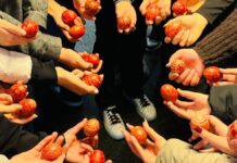 A Patra Ediție a Atelierului „Festivalul Ouălor Încondeiate”, desfășurată cu succes la Centrul Cultural Bucovina