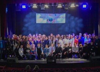 „Soyons Francophones!”: peste 600 de elevi au transformat sâmbătă Centrul Cultural din Gura Humorului într-un adevărat spectacol al limbii franceze