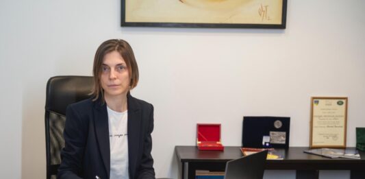 Propuneri pentru Contractul-cadru, discutate la CAS Suceava. Medicii cer reevaluarea punctelor, debirocratizare și o perioadă de tranziție pentru implementarea programărilor prin platforma „e-Sănătatea Mea”