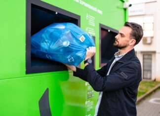 IZI, inovația care simplifică reciclarea SGR, ajunge la Suceava: returnezi tot sacul în mai puțin de un minut și primești banii pe card