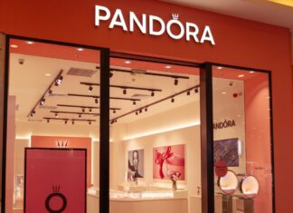 Pandora, unul dintre cele mai cunoscute branduri de bijuterii din lume, s-a inaugurat în Iulius Mall Suceava