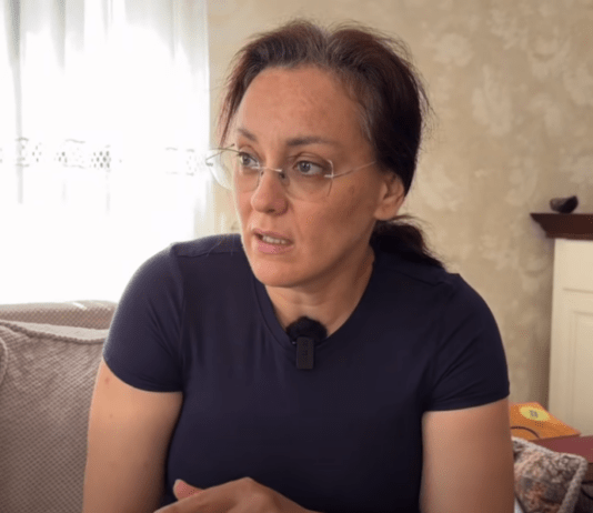 VIDEO//Soția motociclistului decedat în accidentul de la Ciumârna cere adevărul: „O mașină albă ne-a dezechilibrat, apoi a dispărut”